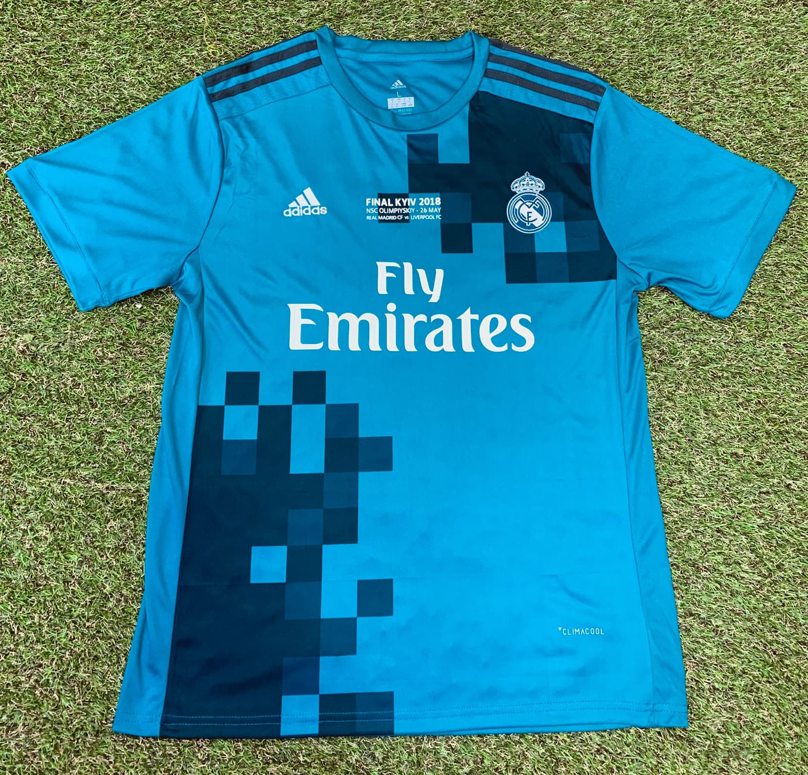 Camisa Real Madrid 2017/18 – Ronaldo 7 – Final Champions League 2018 – Retrô