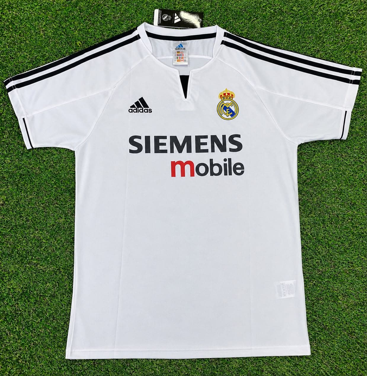 Camisa Real Madrid 2003/04 – Beckham 23 – Retrô – Modelo Torcedor