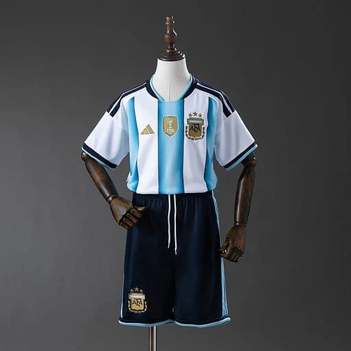 Kit Infantil Argentina Copa do Mundo 2026 I (Titular) – Camisa + Shorts